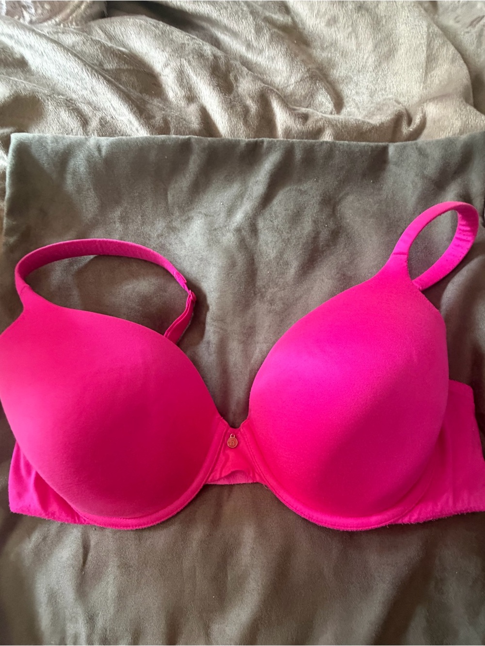 Victoria’s Secret Lined Perfect Coverage Bra, size 38C